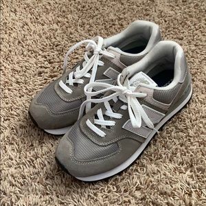 New Balance Classic 574 Women’s | Size 8.5